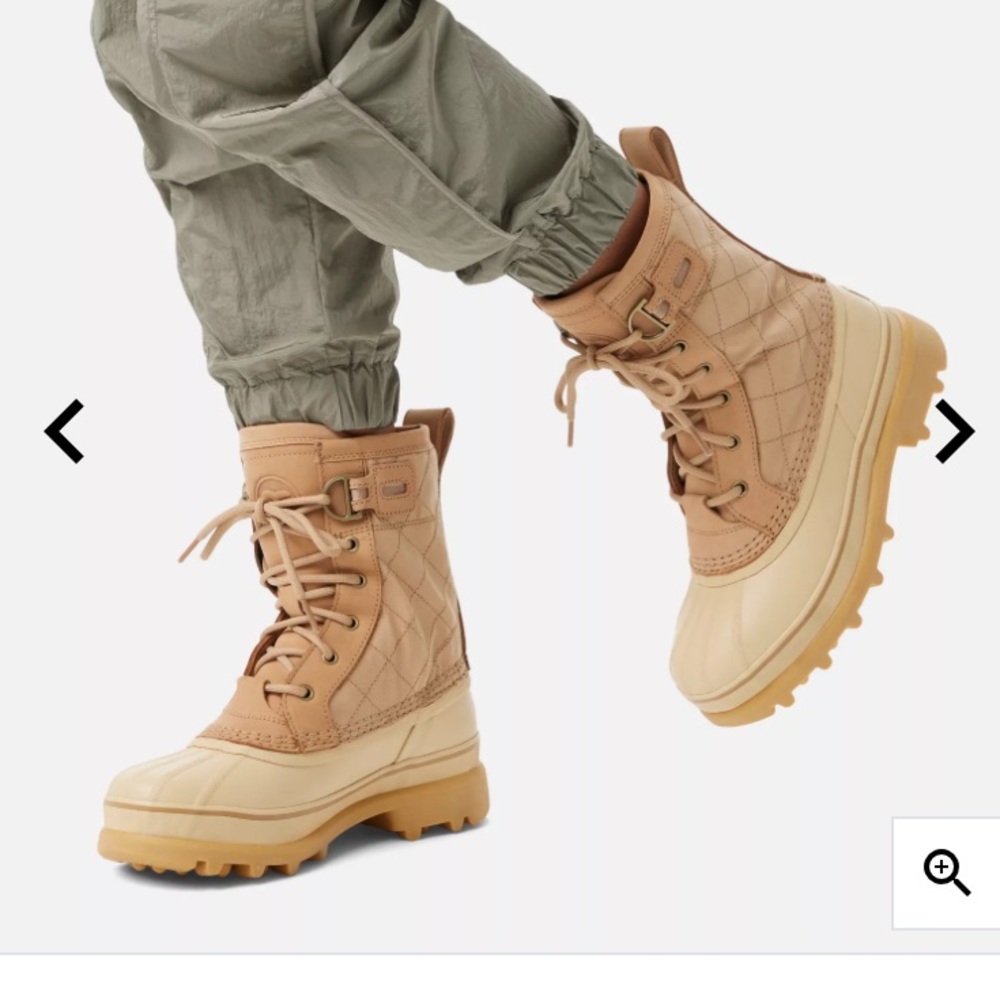 NWT Sorel Caribou Royal Boot